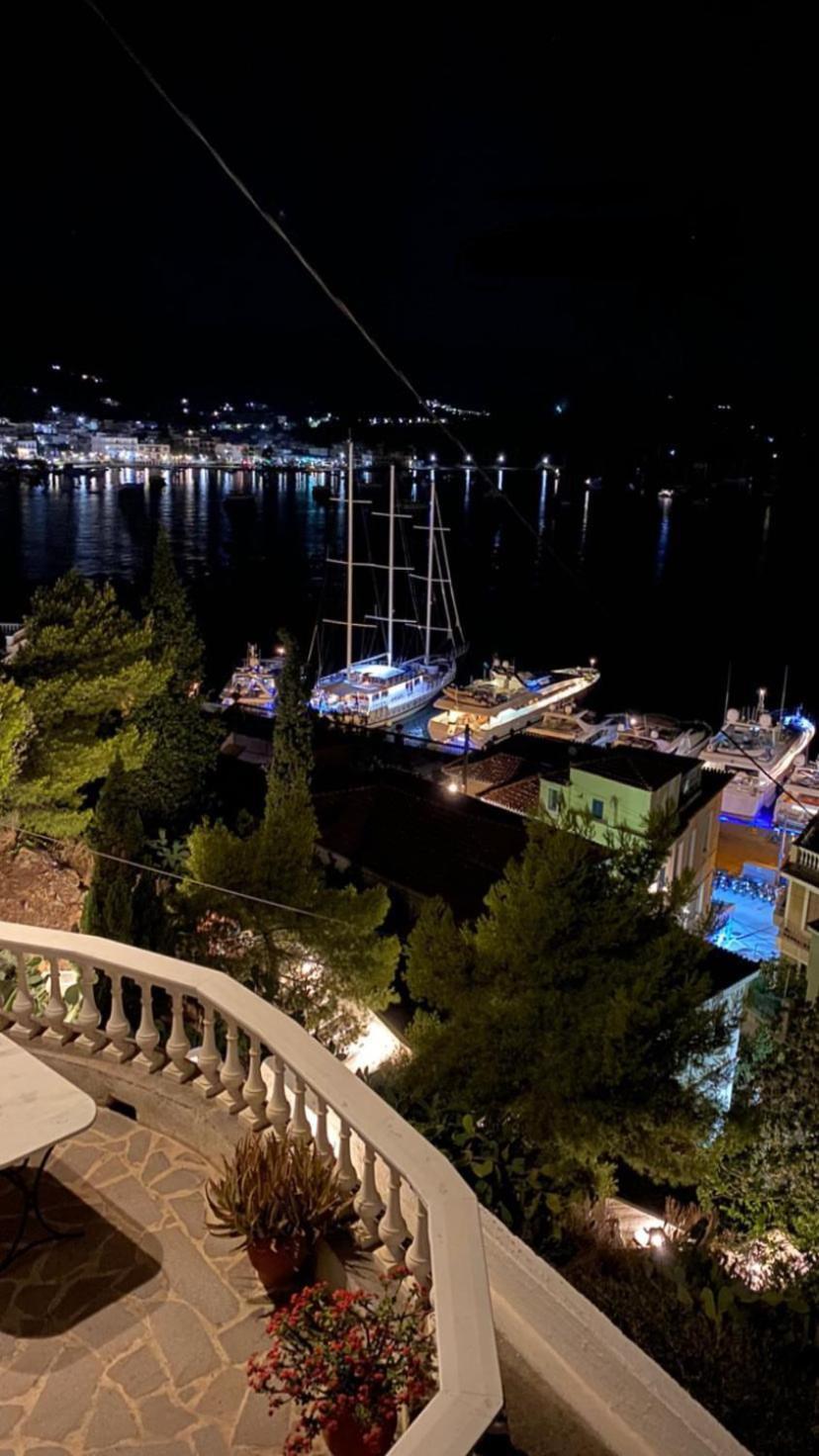 Kasteli Suite Poros Town Exterior photo